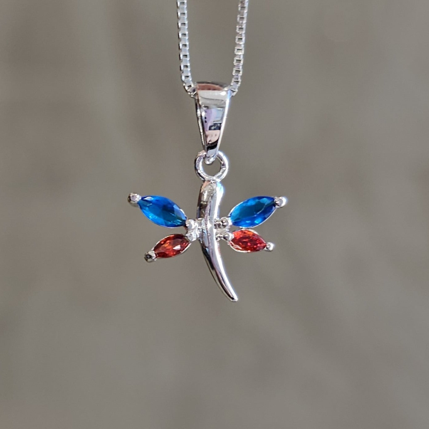 Pretty Dragonfly Pendant - Dearest Diamonds