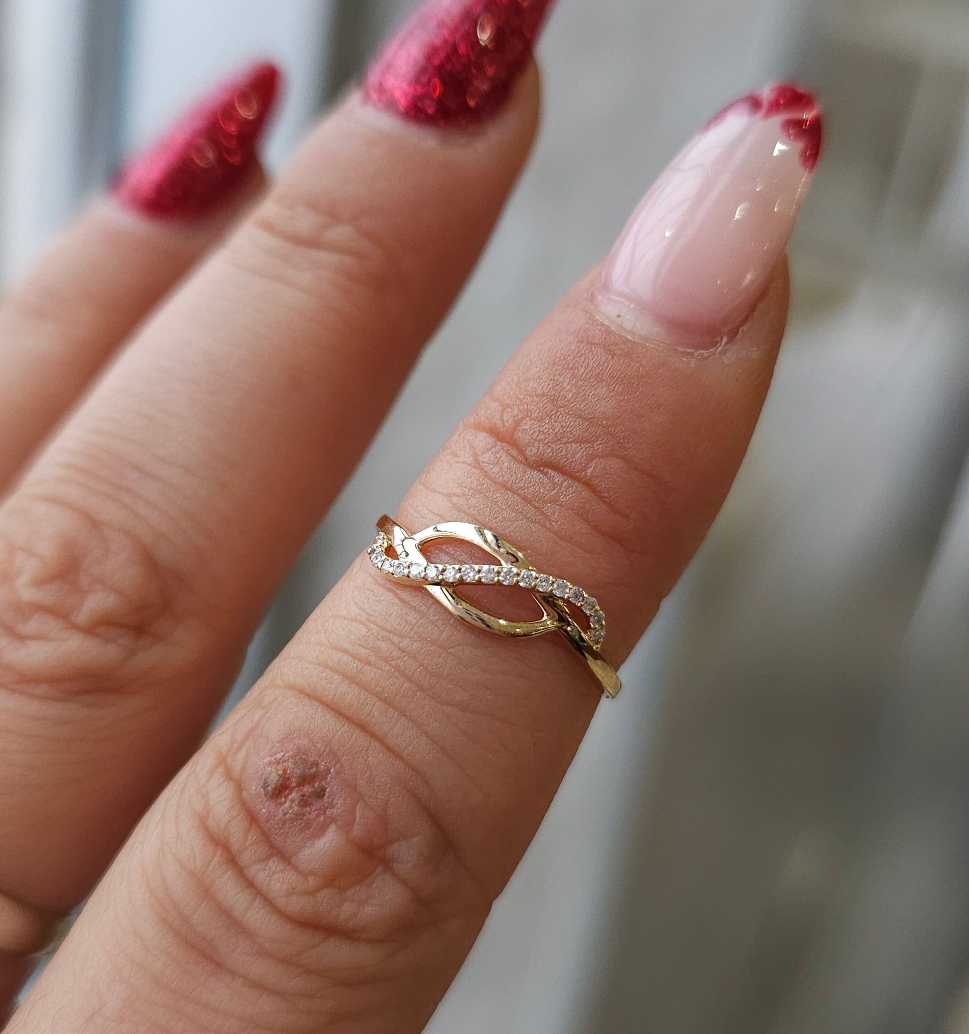 Dainty Diamond Twist Ring - Dearest Diamonds