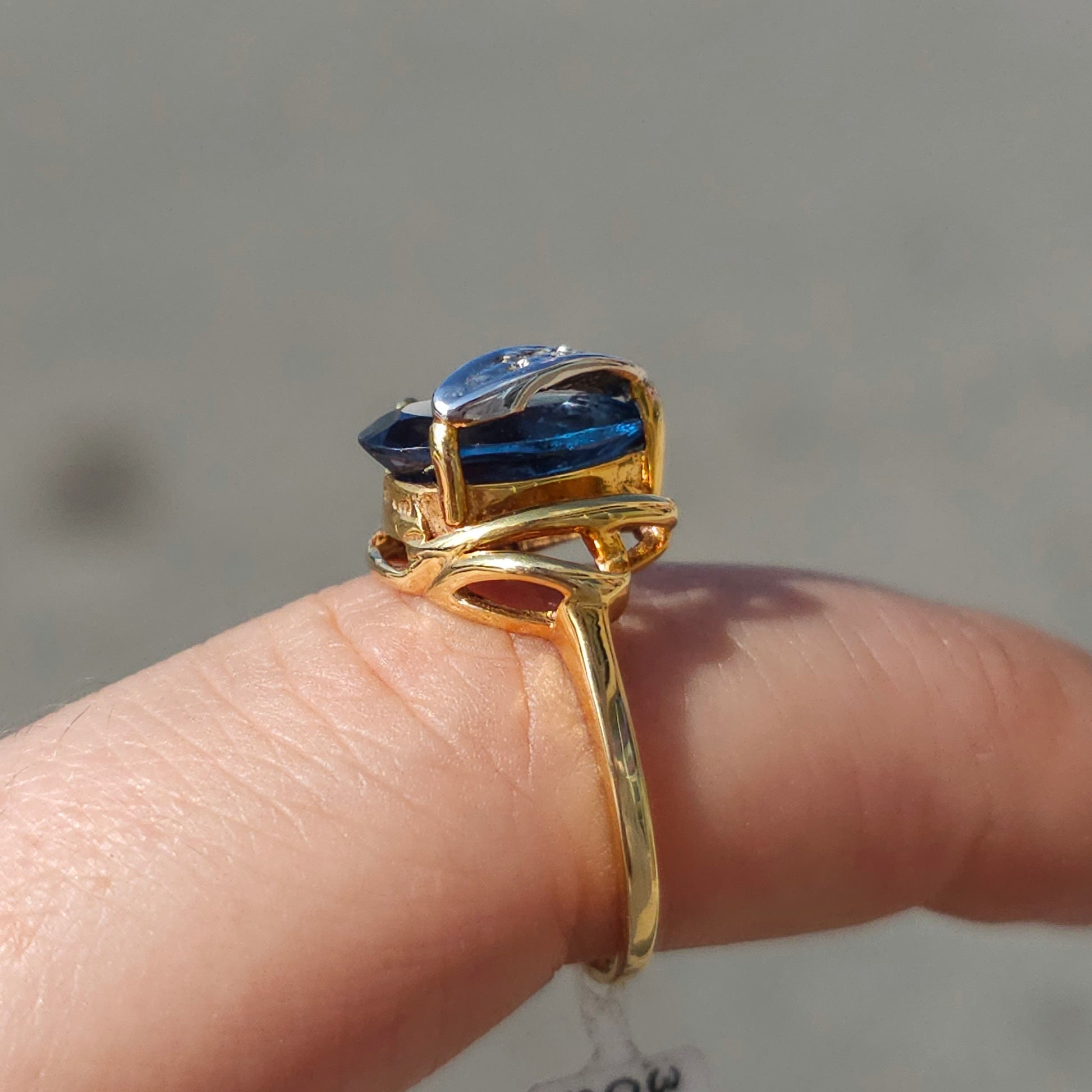 Royal Sapphire Ring - Dearest Diamonds