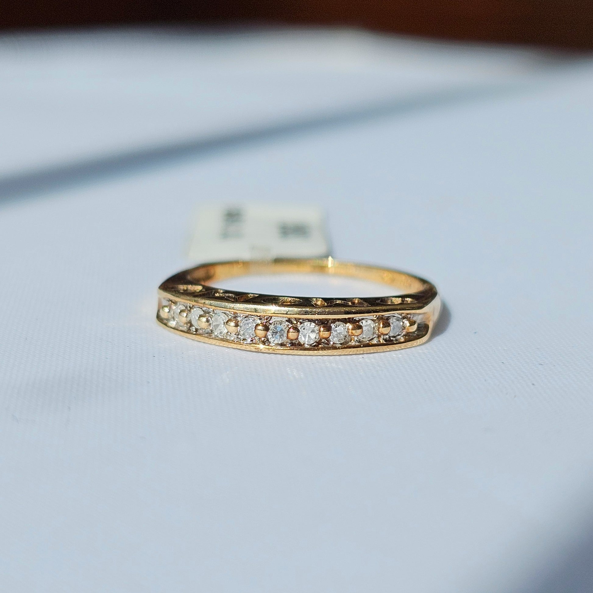 "Mom" Band with Natural Diamonds - Dearest Diamonds