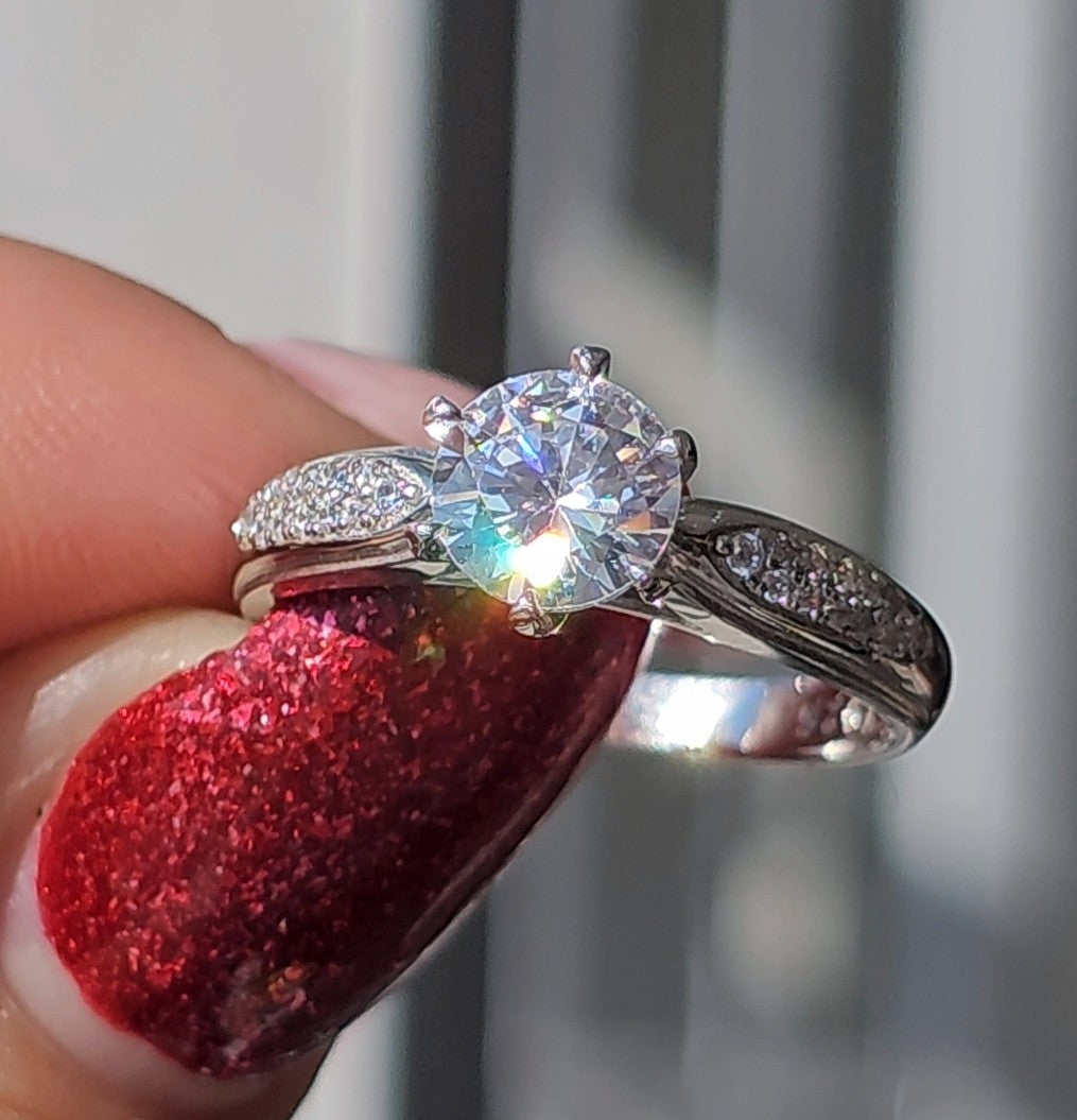 Pretty Round Silver Ring - Dearest Diamonds