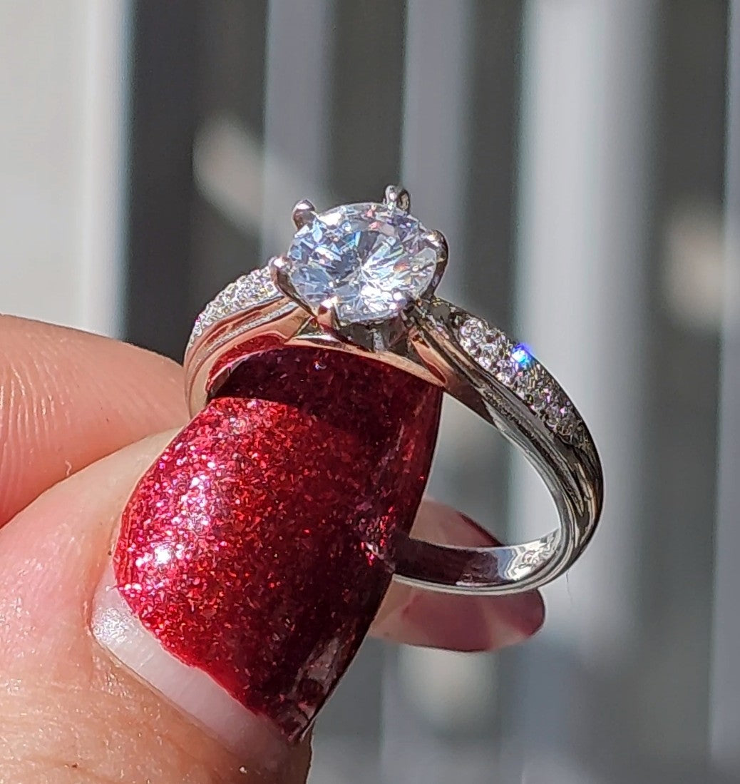 Pretty Round Silver Ring - Dearest Diamonds
