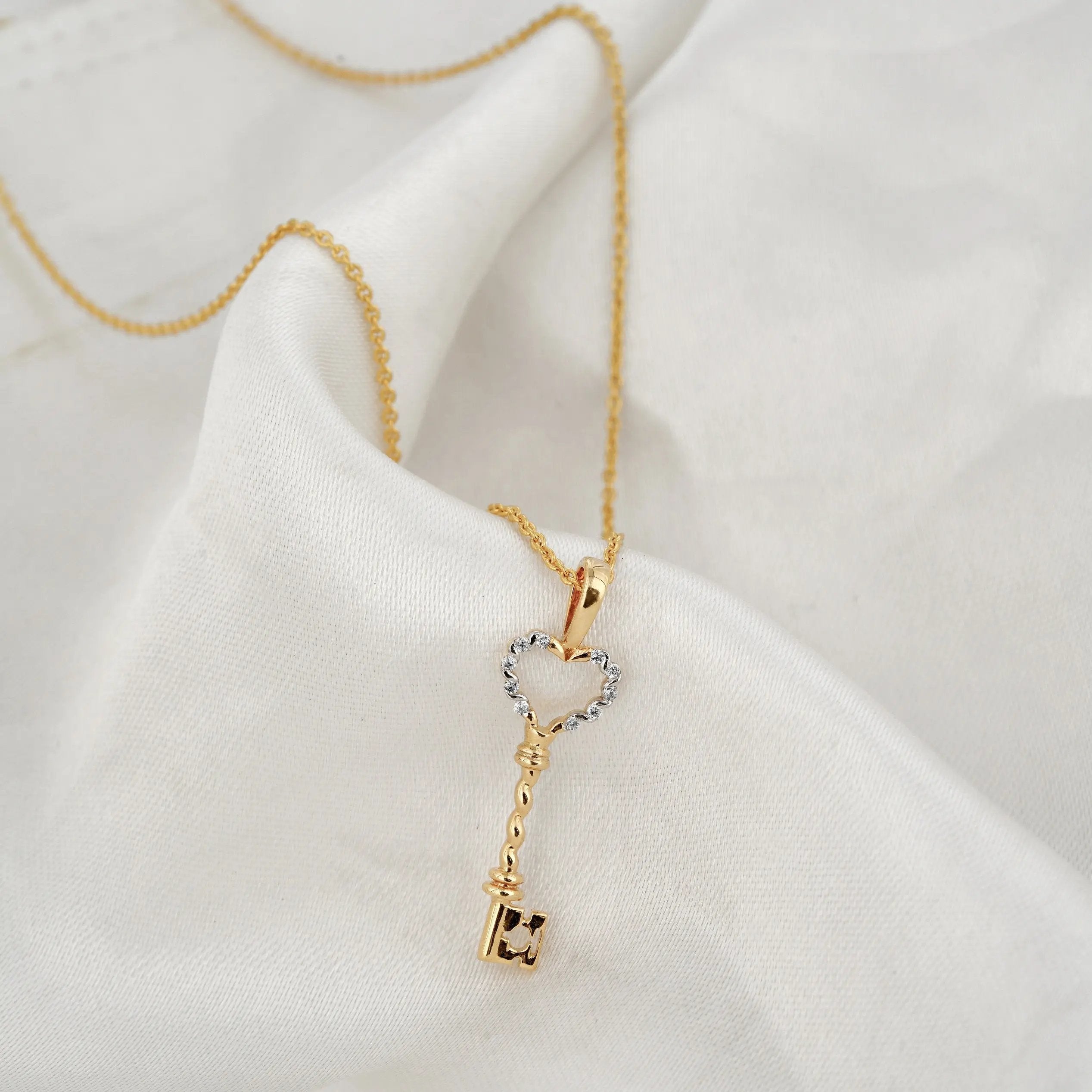 The Key to her Heart Necklace - Dearest Diamonds