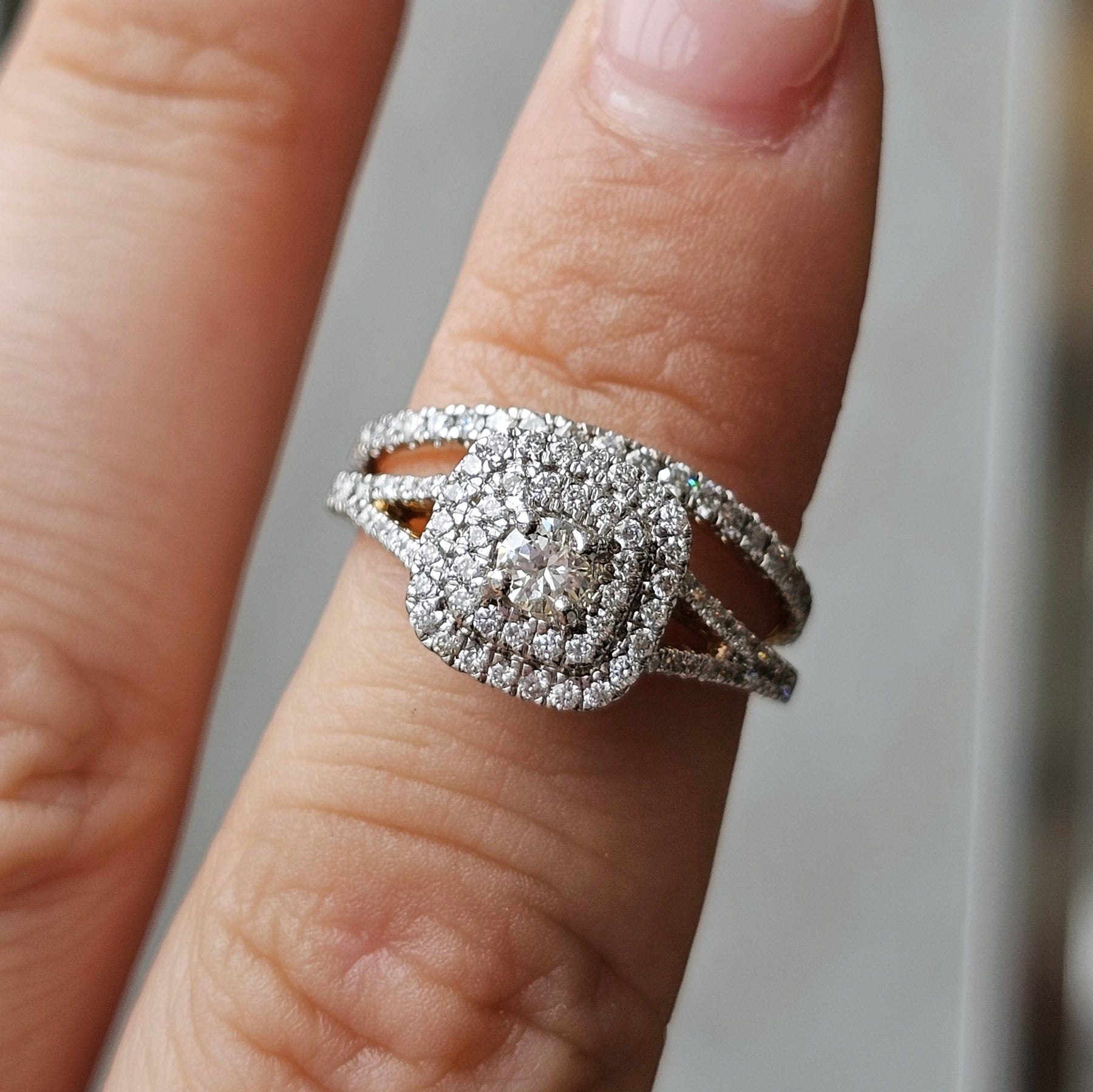 Round Natural Diamonds Double Halo Bridal Set - Dearest Diamonds