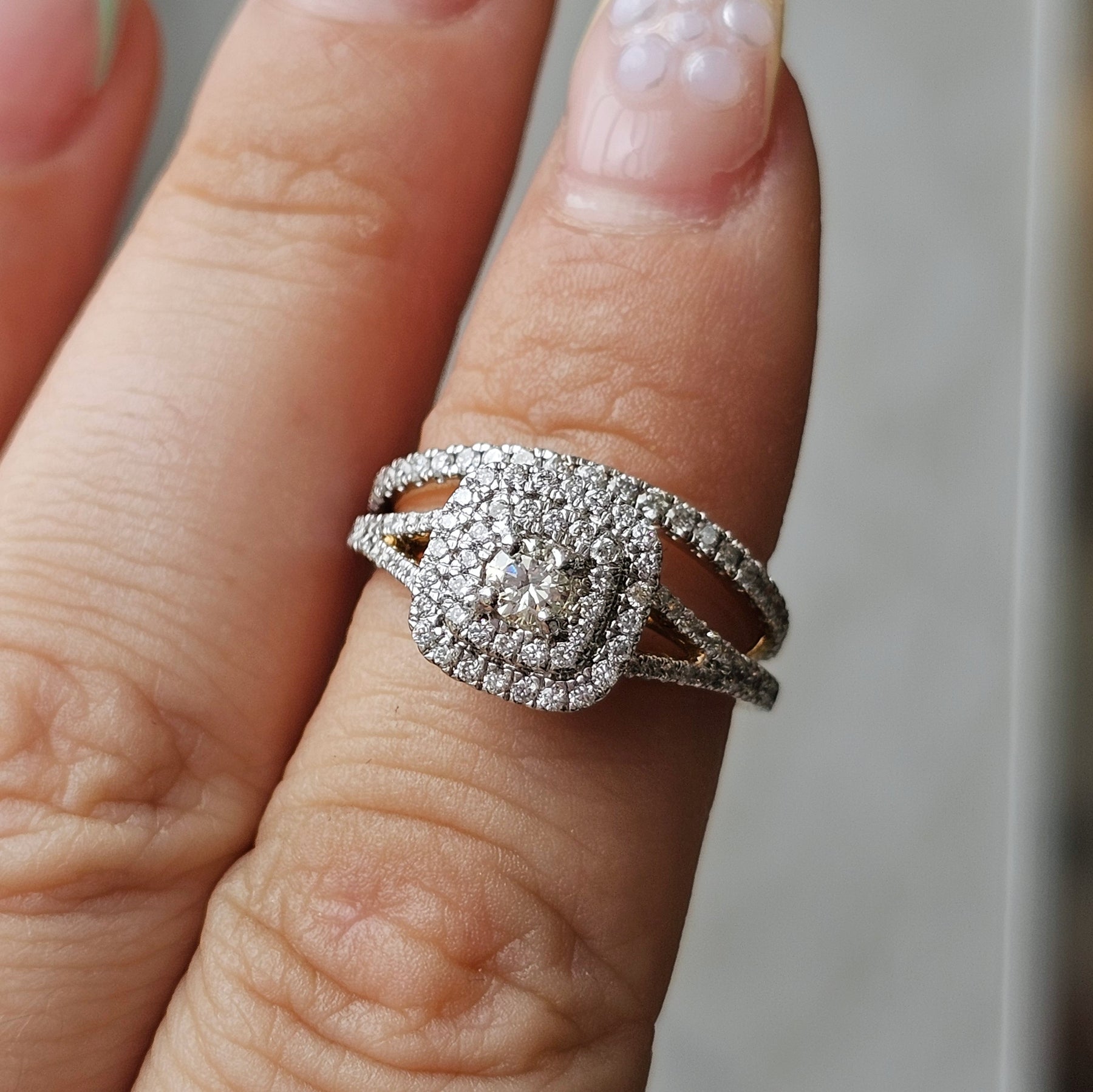 Round Natural Diamonds Double Halo Bridal Set - Dearest Diamonds