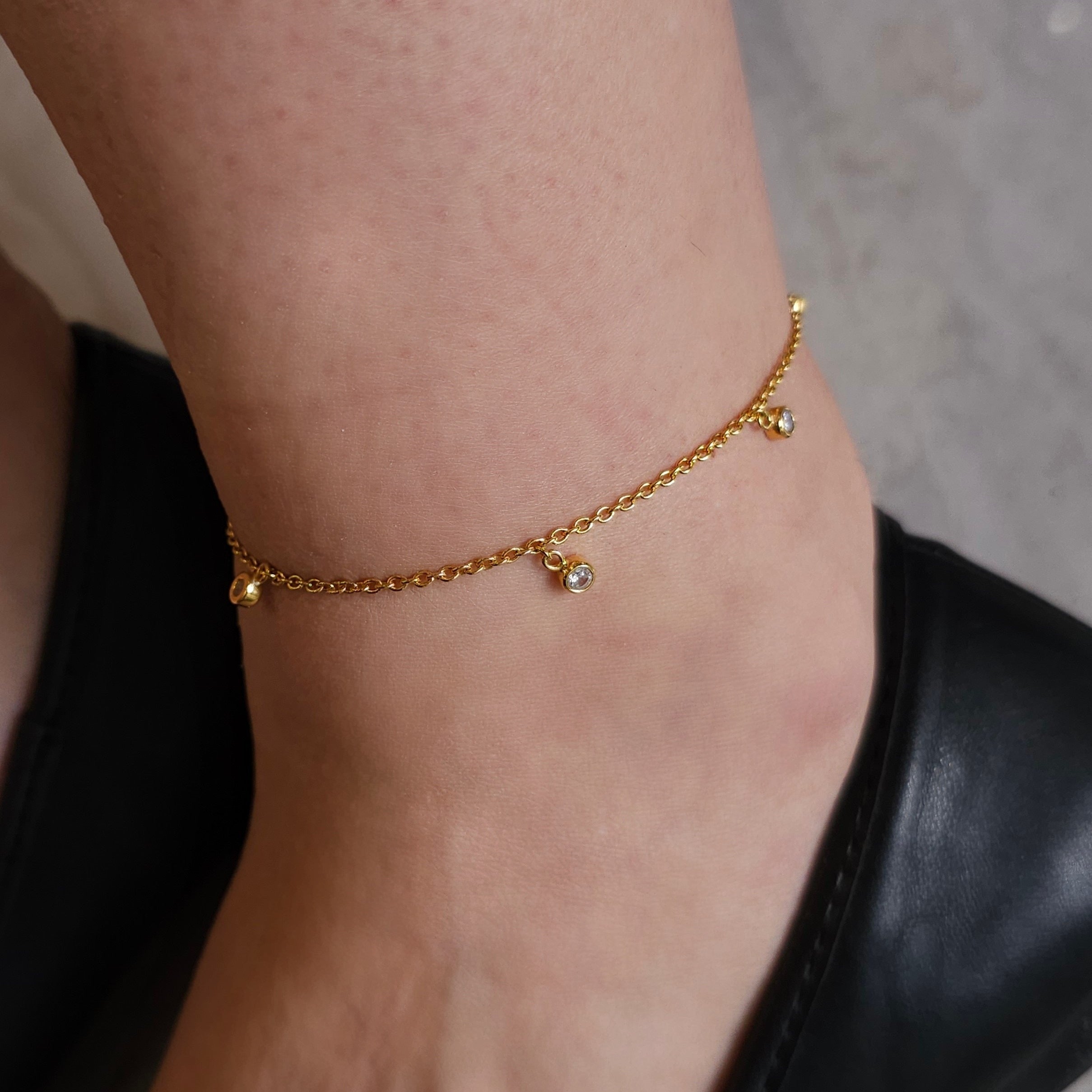 Gold Plated Dangly Stones Anklet