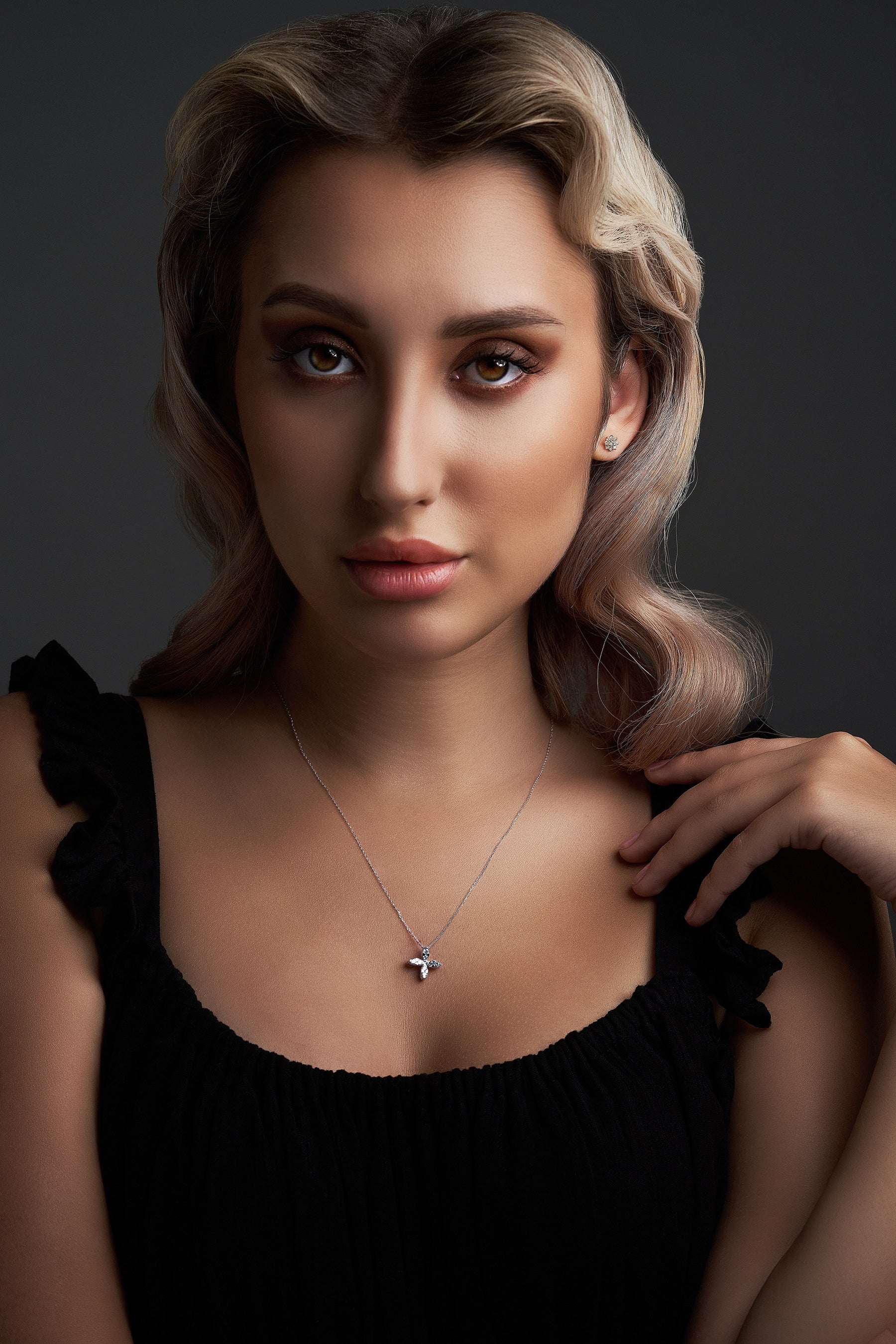 Four Leaf Clover Cluster Necklace - Dearest Diamonds