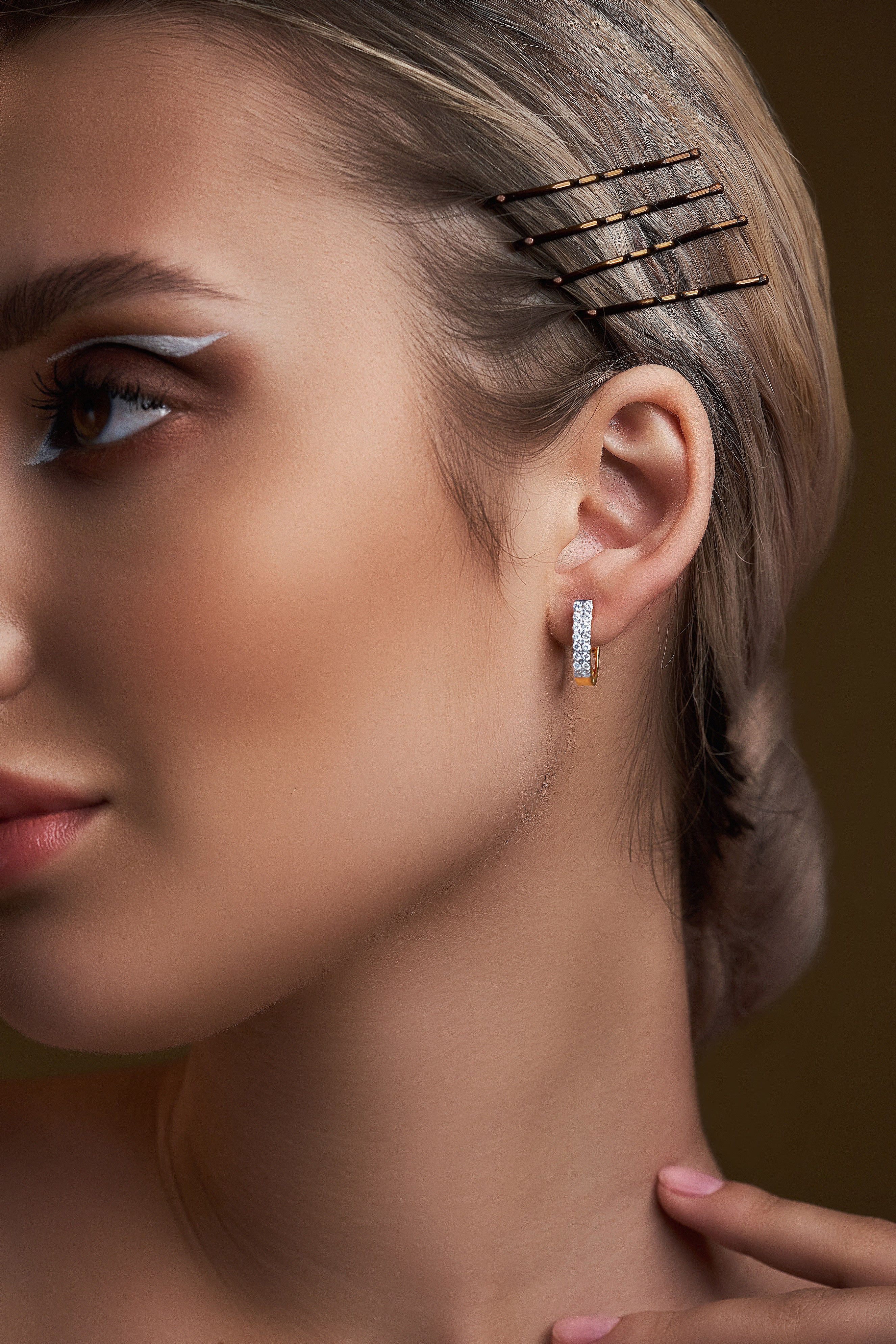 girl with diamond earring