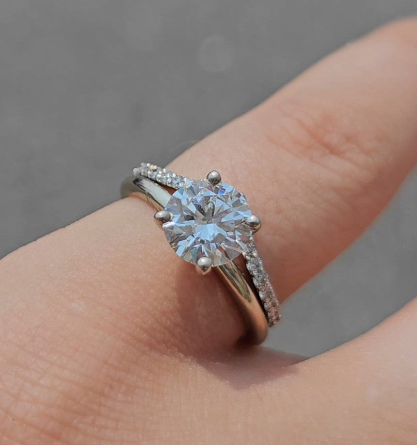 Classic Round Solitaire - Dearest Diamonds