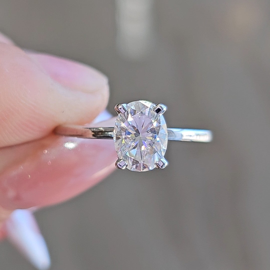 Classy Oval - Dearest Diamonds