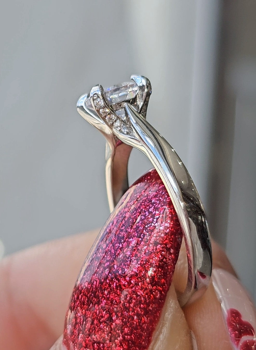 Remarkable Round Silver Ring - Dearest Diamonds