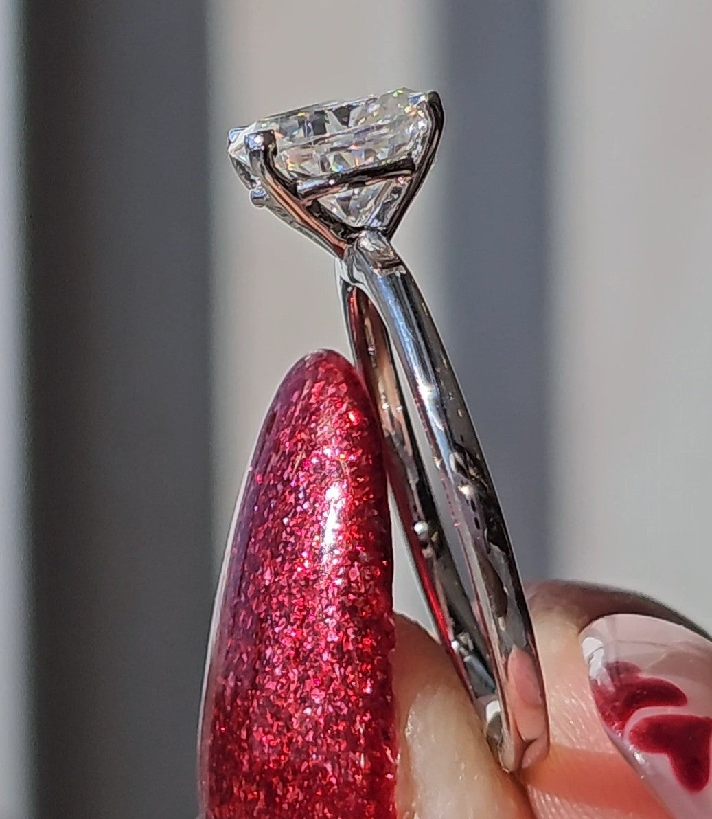 Classy Oval - Dearest Diamonds