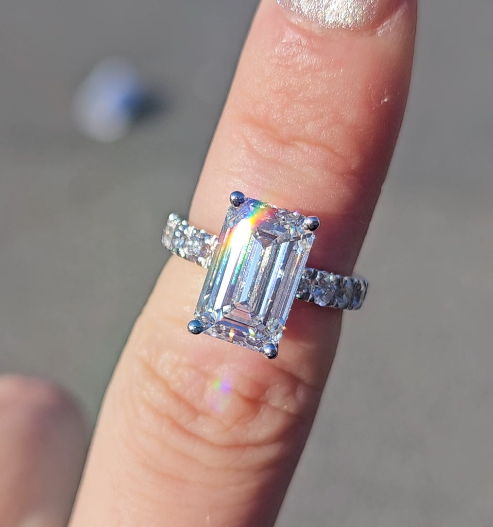 The Big Emerald - Dearest Diamonds