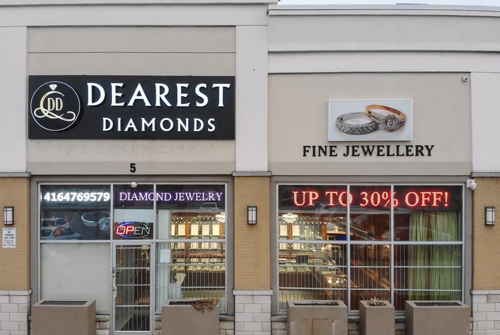 dearest diamond storefront